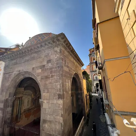 Palazzo Ammone - Sedil Dominova 아파트