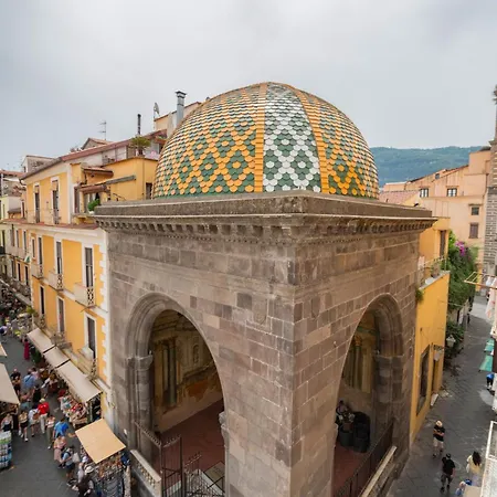 Palazzo Ammone - Sedil Dominova 아파트