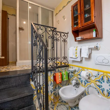 Palazzo Ammone - Sedil Dominova * Сорренто